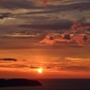 夕日と灯台の灯り