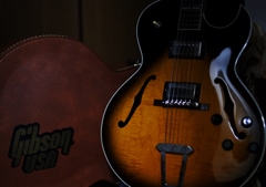Gibson　ES175