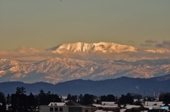 浮かぶ雪山