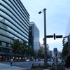 誰かが立ち止まっても街は止まらない