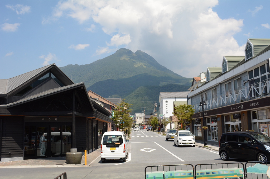 由布院駅から・・・・