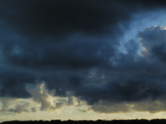 雲１３８