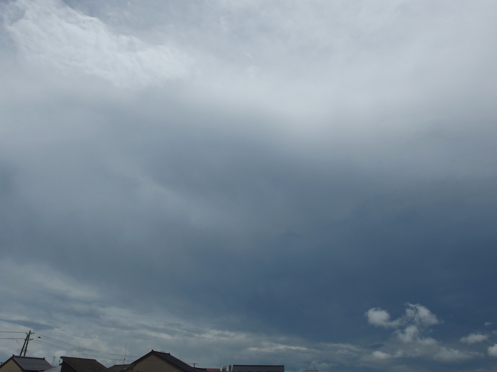 雲３０５