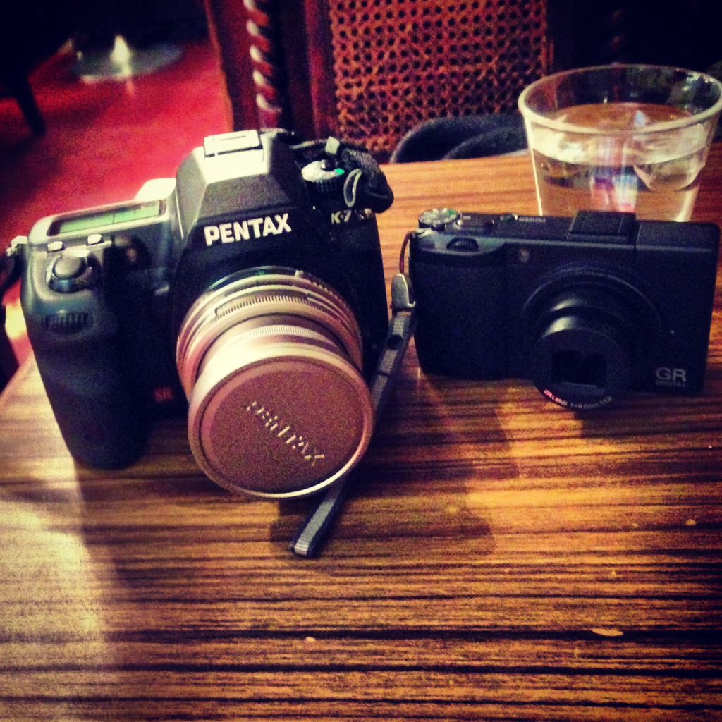 中古のPENTAX K-7,FA43mm limited,Ricoh GRD l