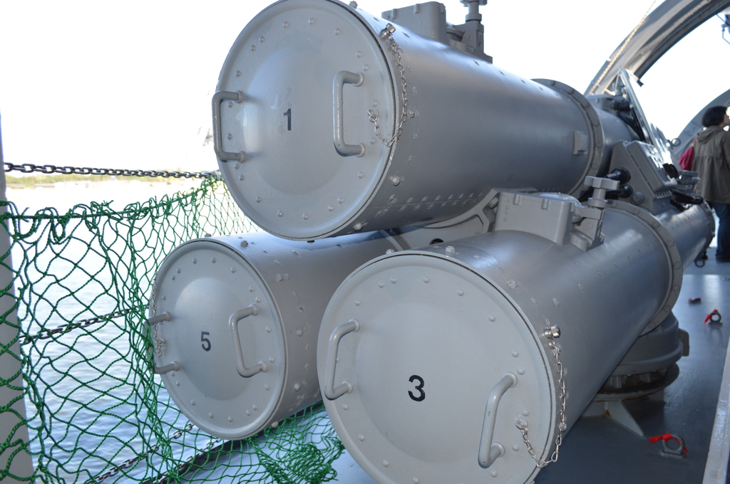68式324mm3連装短魚雷発射管 