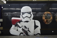 特急ラピート　スターウォーズ　フォースの覚醒号