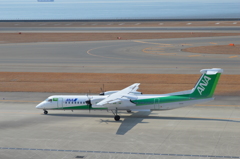 BOMBARDIER DHC8