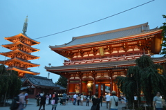 浅草寺と五重の塔