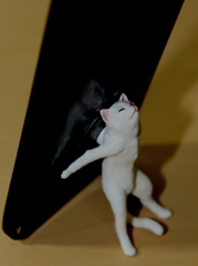 ここは俺に任せるニャ！なーに、すぐに追いつくさ・・