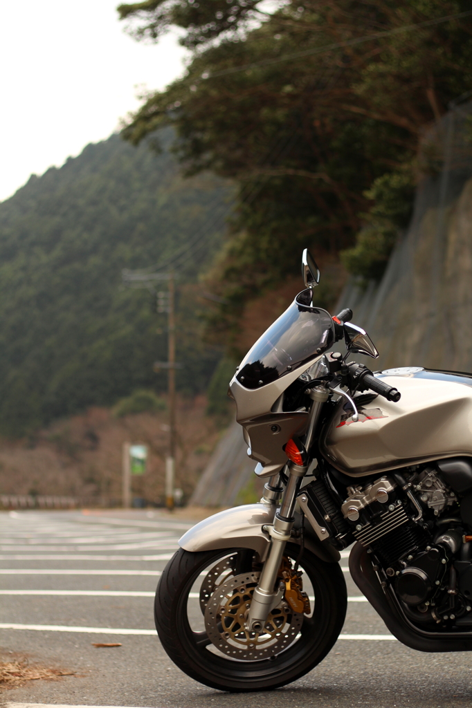 CB400SF