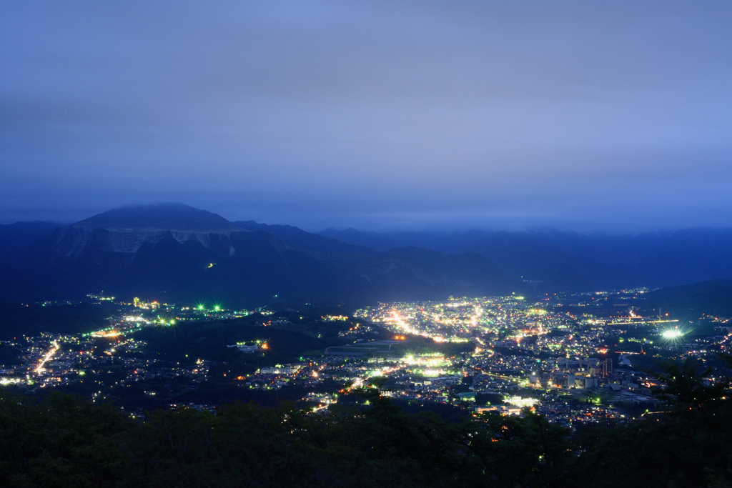 秩父の夜景　美の山公園