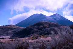 三俣山　初冠雪