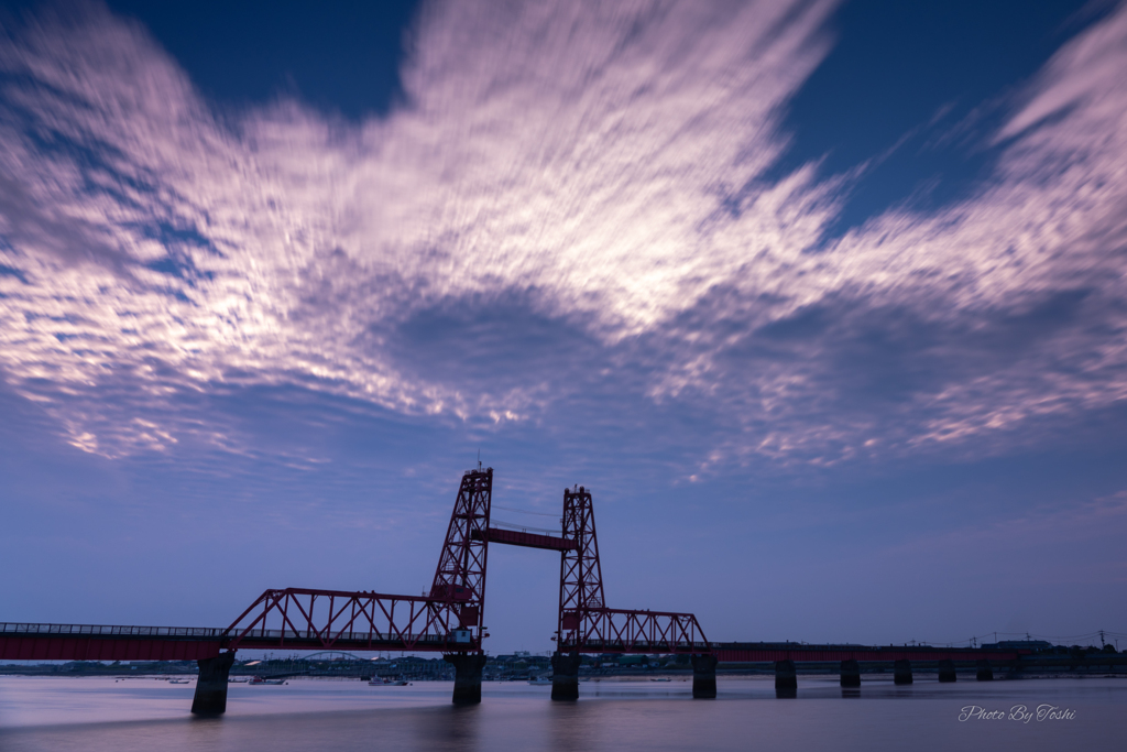 大牟田　夕暮れ間近の昇開橋