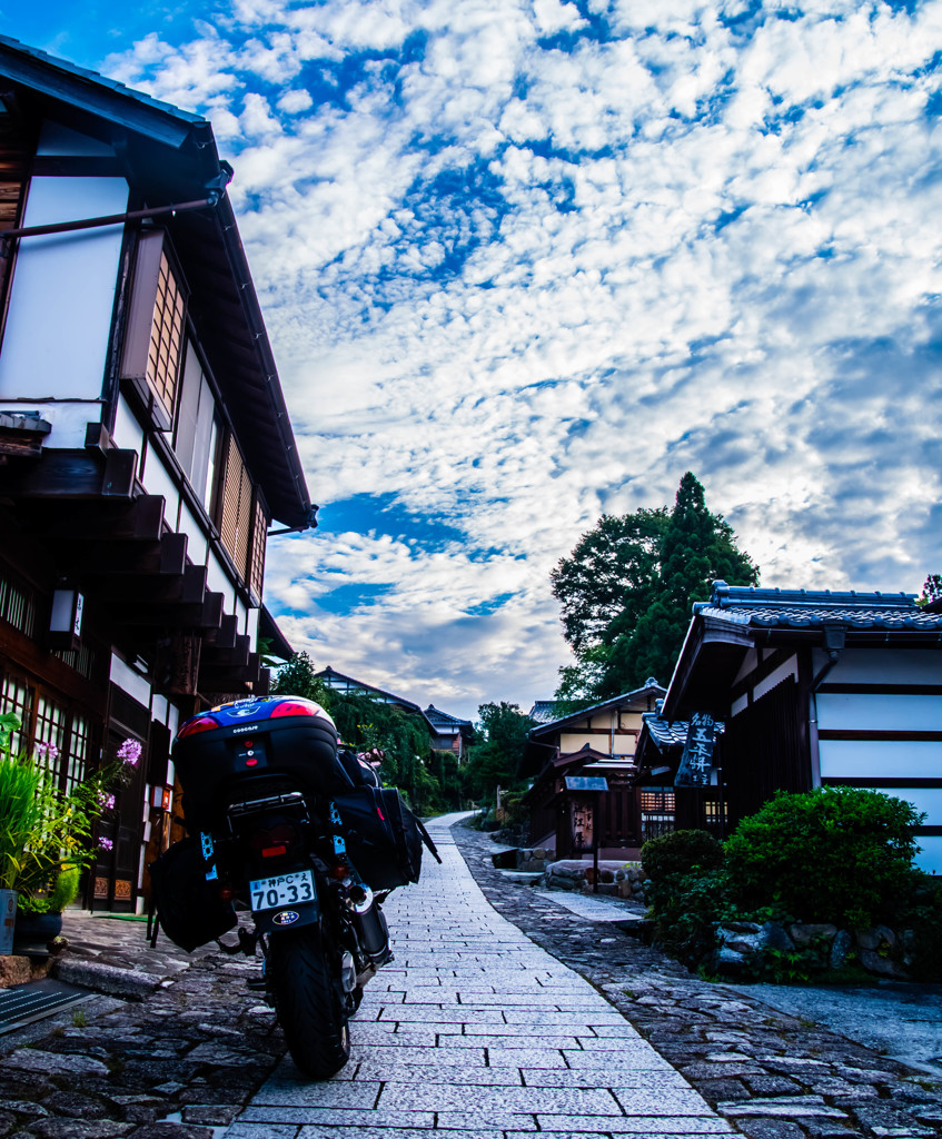 朝の馬篭宿