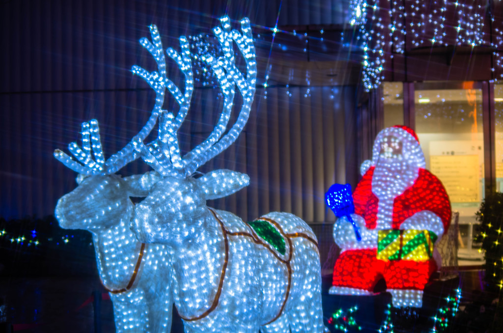 Santa Claus is coming to town