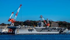艦載機は見当たらず…
