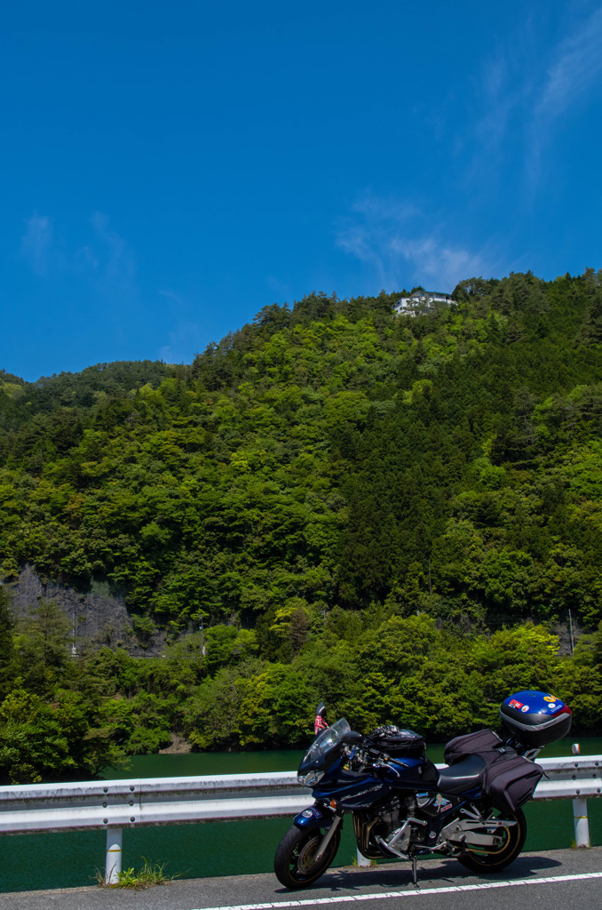 湖畔
