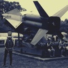 under　the　missile