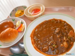 今日の社食はビーフストロガノフ