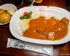 今日の昼食はカレー