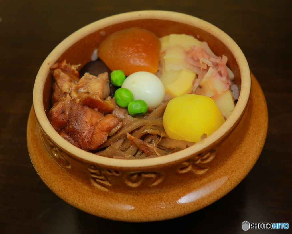 今日の夕飯は峠の釜めし