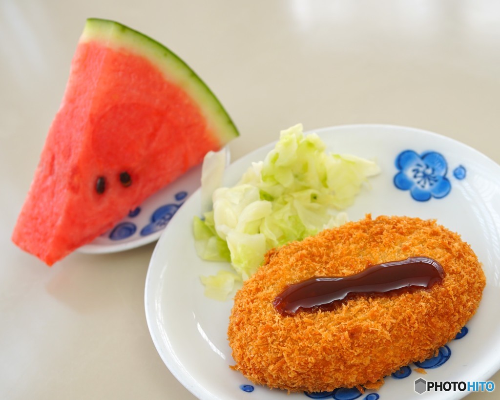 今日の社食はコロッケ