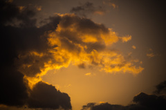 雲間からの夕日２