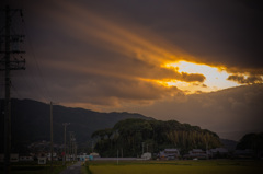 雲間からの夕日１