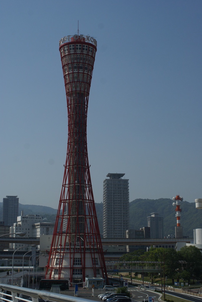神戸　ポートタワー全景