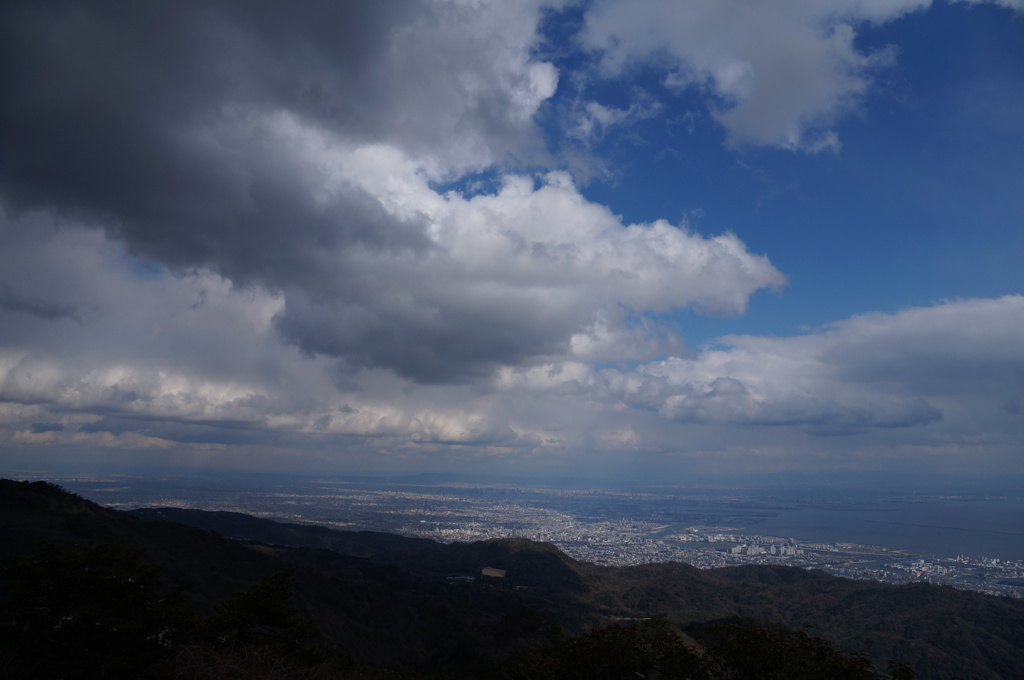 六甲山ガーデンテラスより望む
