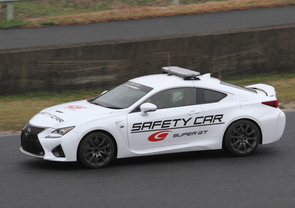 Newセーフティーカー　RC F