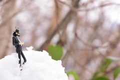 次元。雪山に行く。