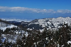 富山平野と塔倉山♪