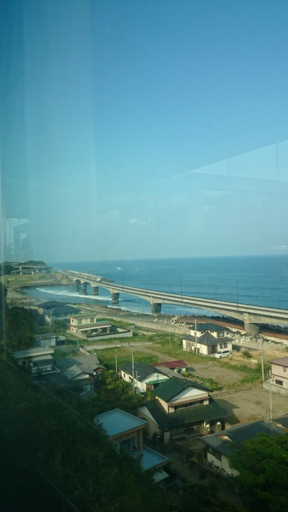 海を眺めながら
