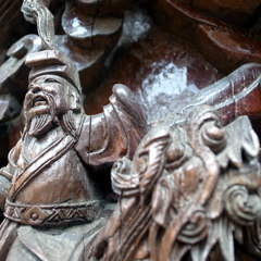 関帝廟、竜門の彫刻