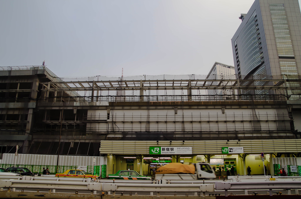 新宿交通結節点整備工事中