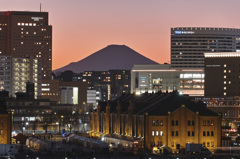 Yokohama twilight with Mt. Fuji