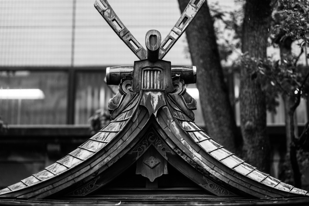 The urban shrine