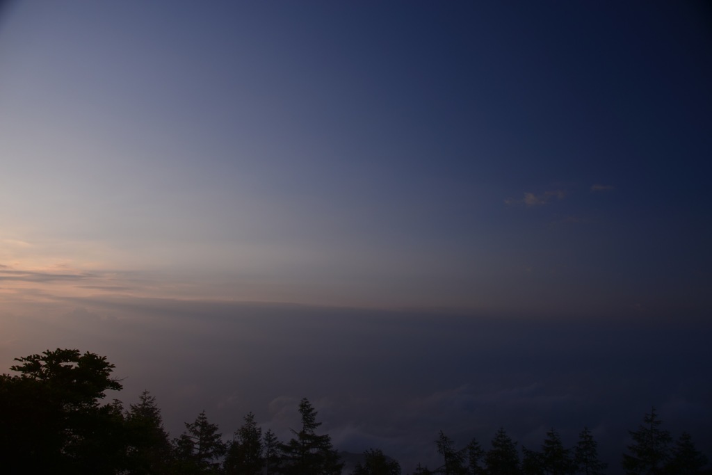 夜明け。。