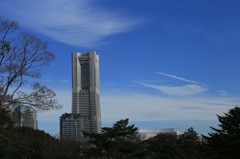 ランドマークと青空。。