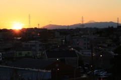 地元の日の入りと富士。。
