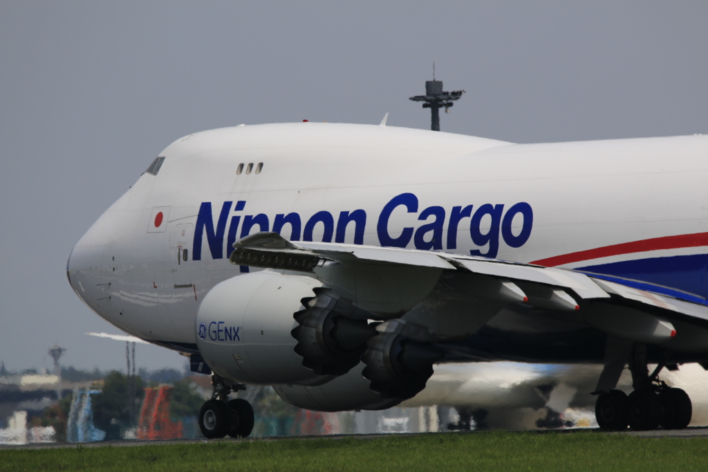 Nippon Cargo 　747-8F