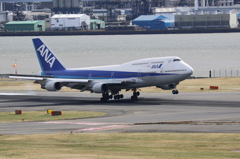 747-400　JA8961