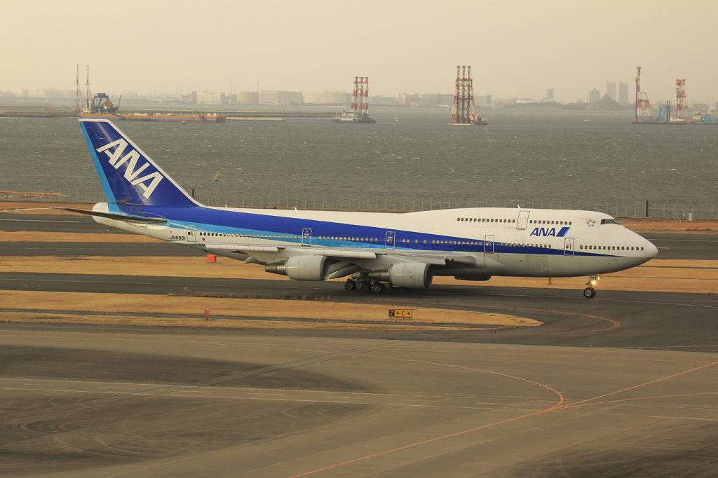 747