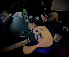 Telecaster & V