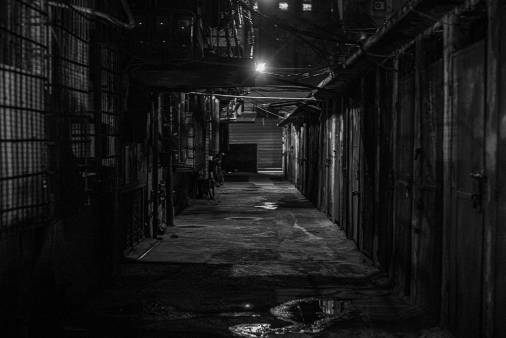 シンメトリーな路地