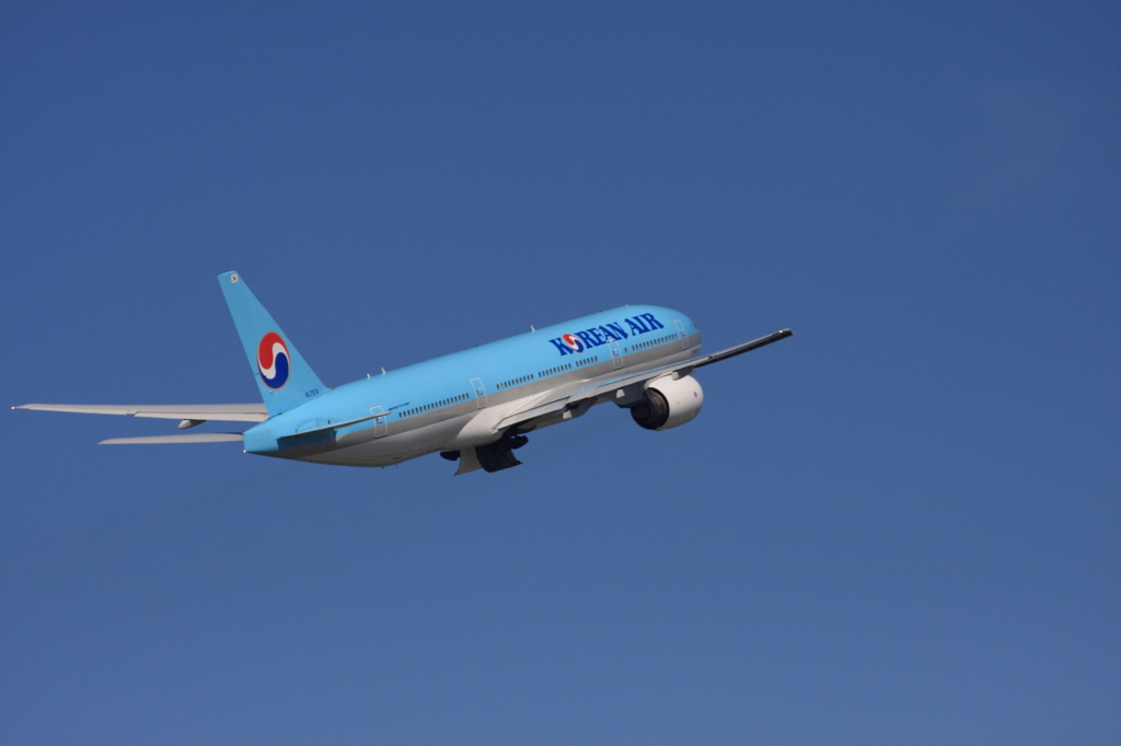 セントレアにて、B-777