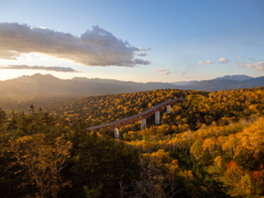 北海道　三国峠　紅葉の朝日