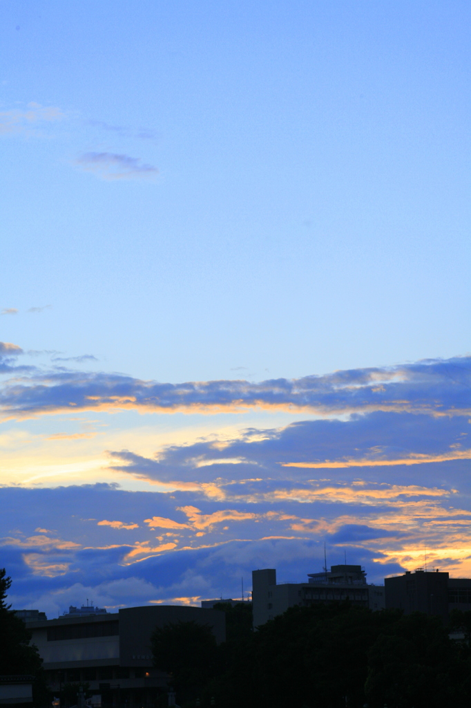 雨上がりの空、夕焼け