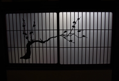 鳳明館　窓